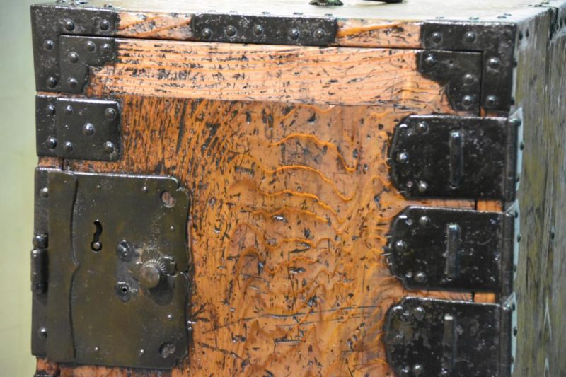 Japanese Edo Period Funa Dansu (Ships Chest) - Image 5