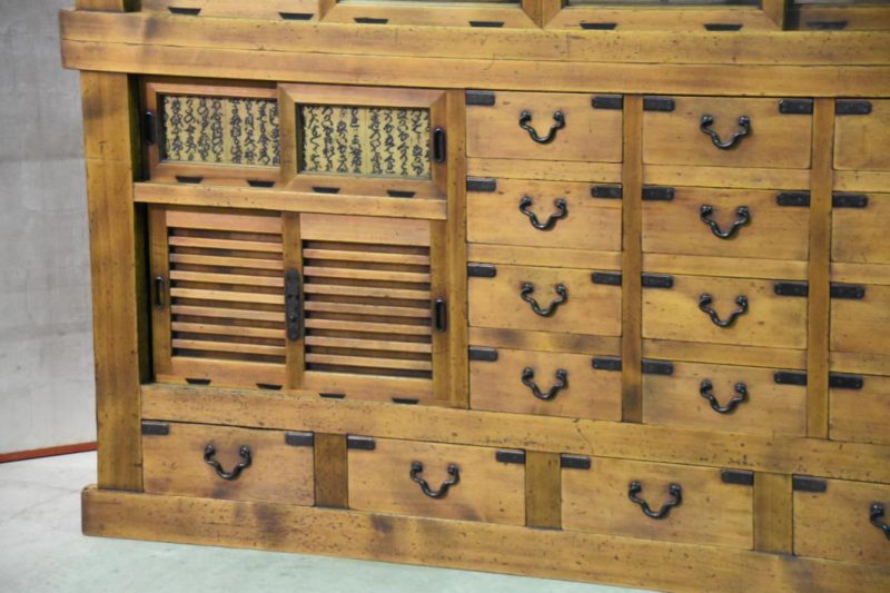 Japanese Meiji Period Shop Display Chest - Image 13