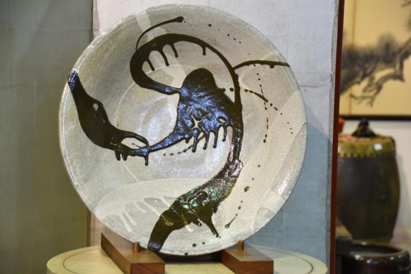 Large Mashiko Plate - Image 9