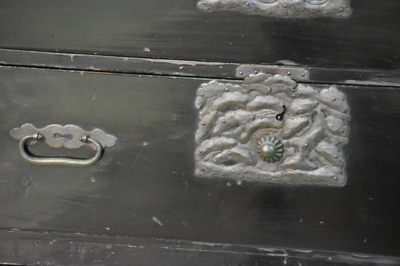 Shonai Region Black Lacquered Chest on Chest - Image 16