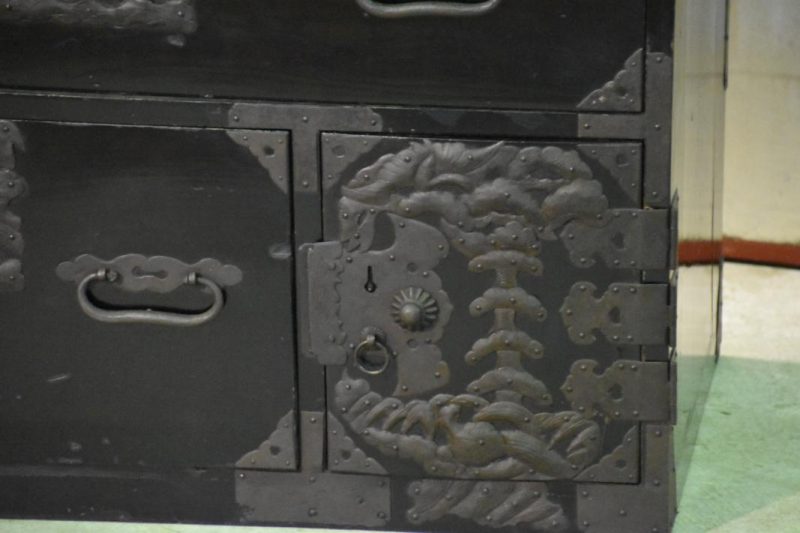 Shonai Region Black Lacquered Chest on Chest - Image 14