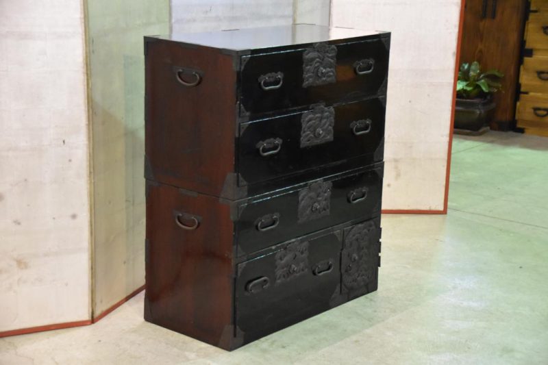 Shonai Region Black Lacquered Chest on Chest - Image 12