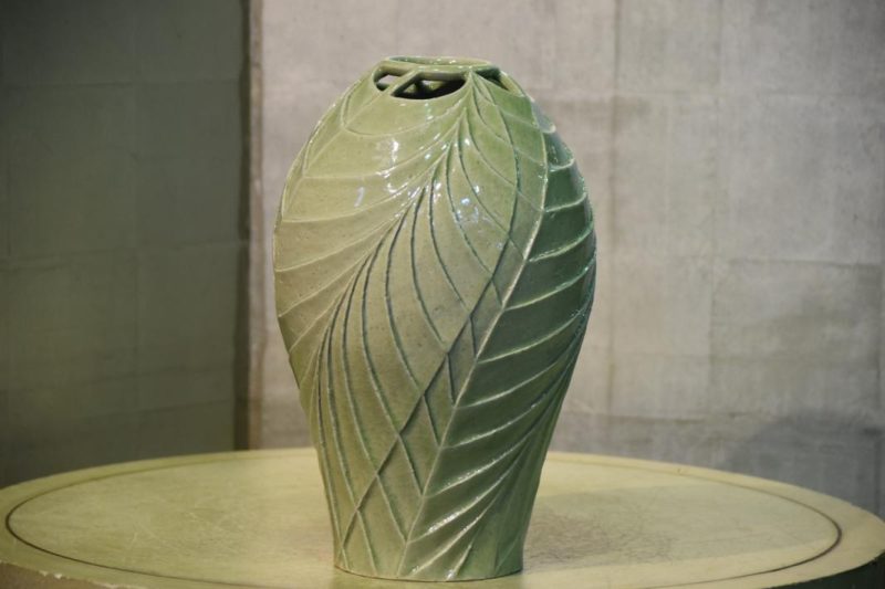 Japanese Vase - Image 11
