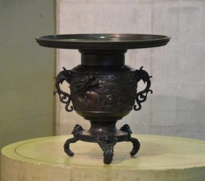 Japanese Dragon Usubata (Ikenobu Vase)