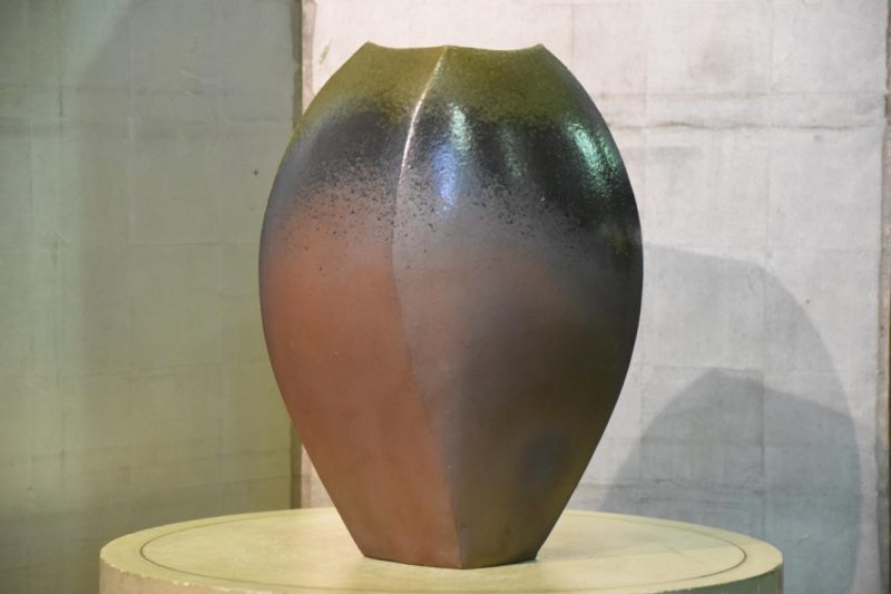 Bizen Pottery Vase - Image 13