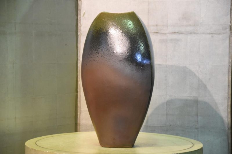 Bizen Pottery Vase - Image 12
