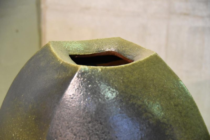 Bizen Pottery Vase - Image 9
