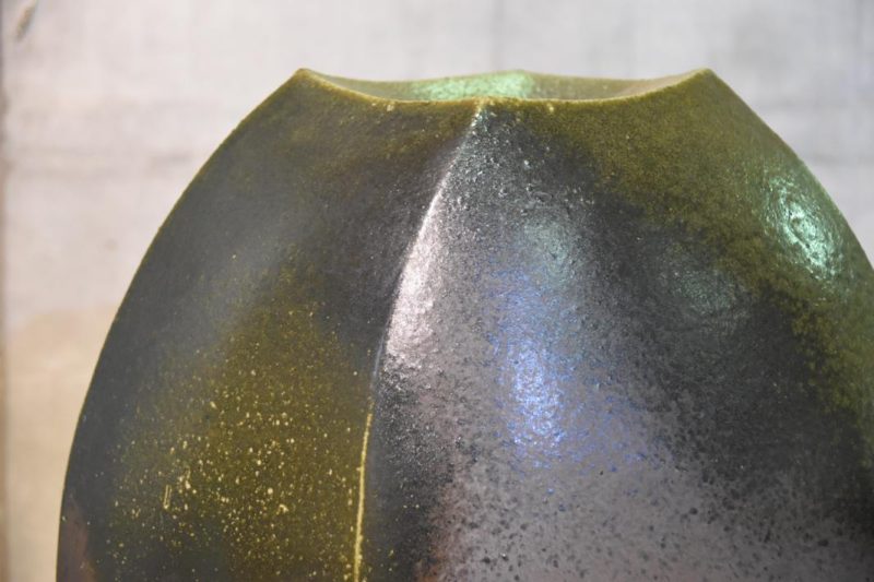 Bizen Pottery Vase - Image 8