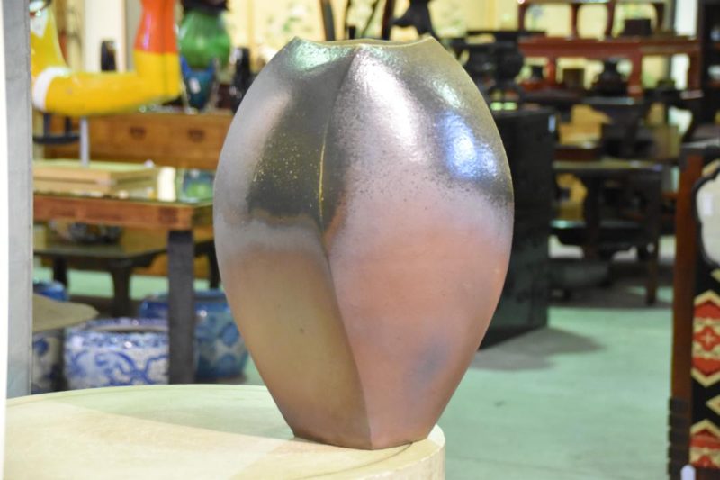Bizen Pottery Vase - Image 3