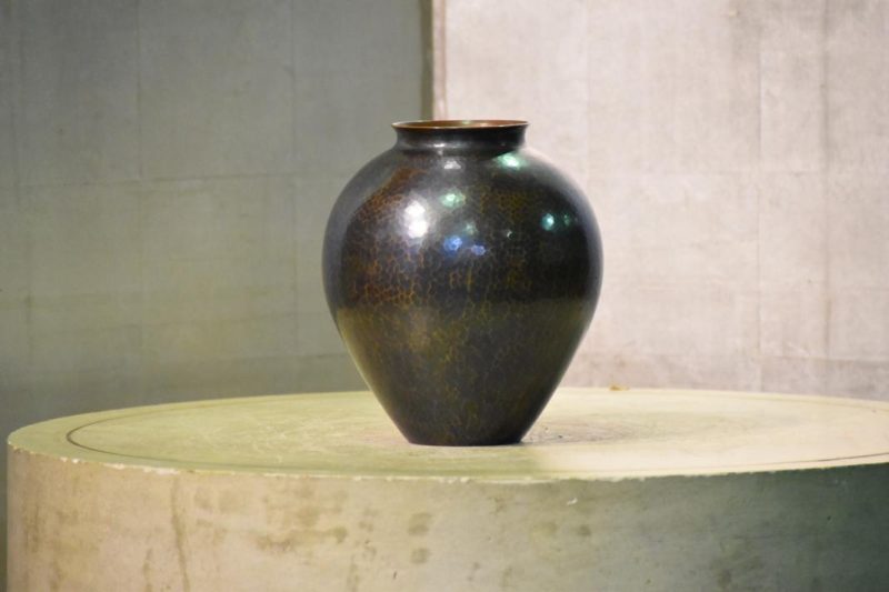 Copper Vase by Gyokusendo