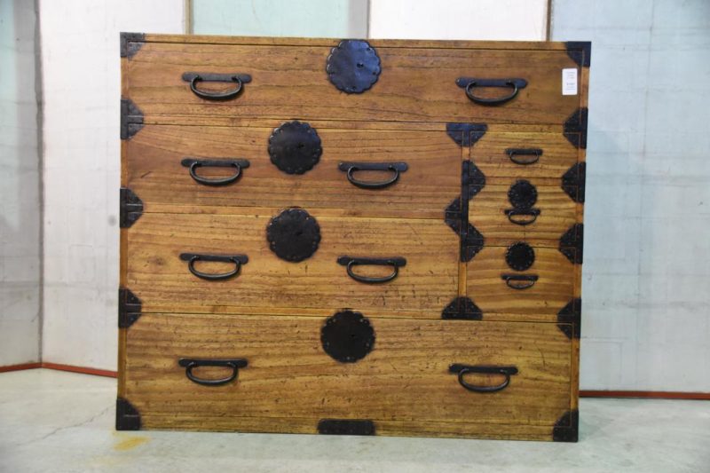 Antique Japanese Clothing Chest - Image 2
