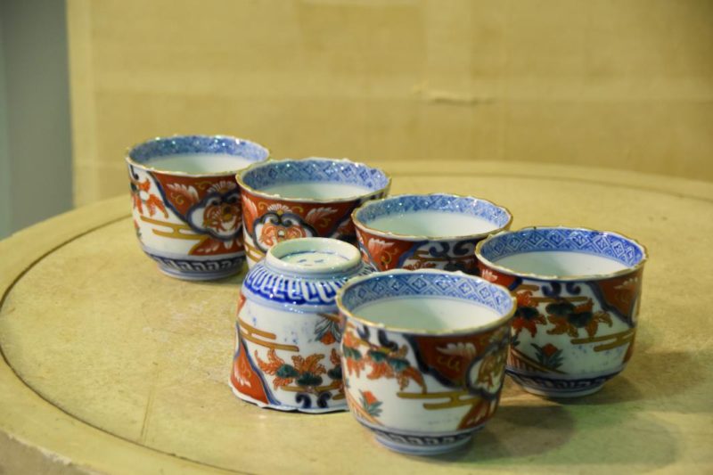 6 x Antique Japanese Imari Cups - Image 13