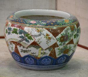 Large Colored Imari Hibachi