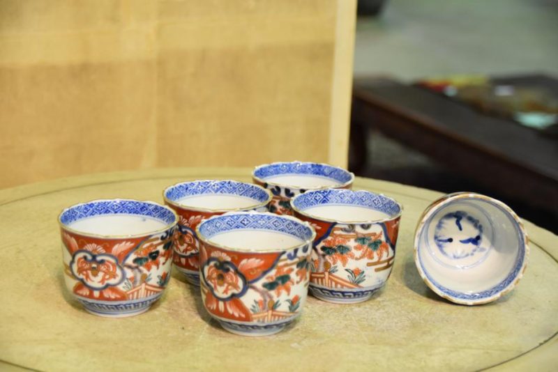 6 x Antique Japanese Imari Cups - Image 4