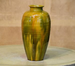 Vase by Kiyomizu Rokubei V
