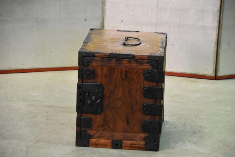 Japanese Funa Dansu - Image 11