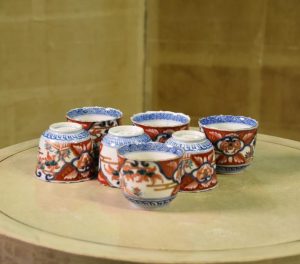 7 x Japanese Imari Cups