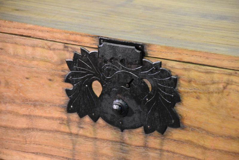 Antique Japanese Clothing Chest - Image 15