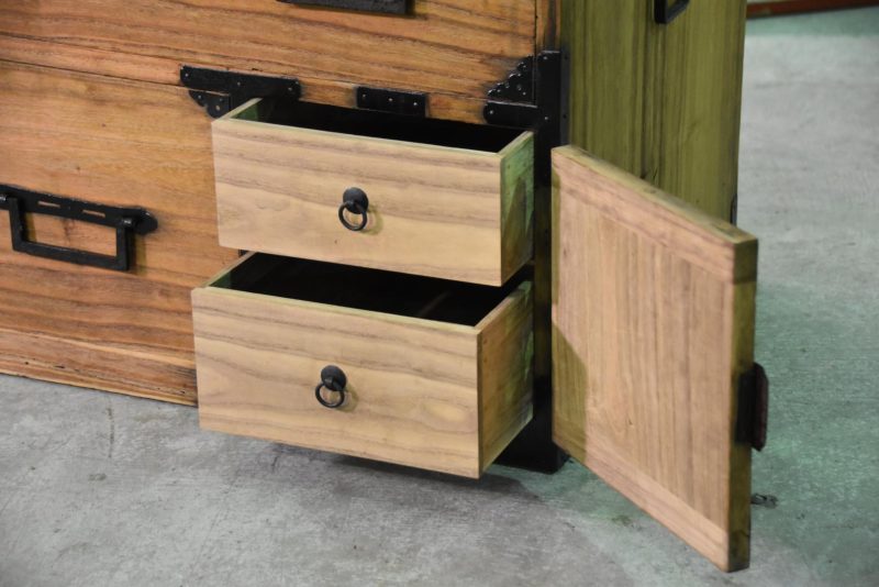 Antique Japanese Clothing Chest - Image 9