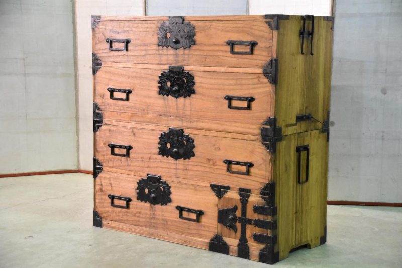 Antique Japanese Clothing Chest - Image 7