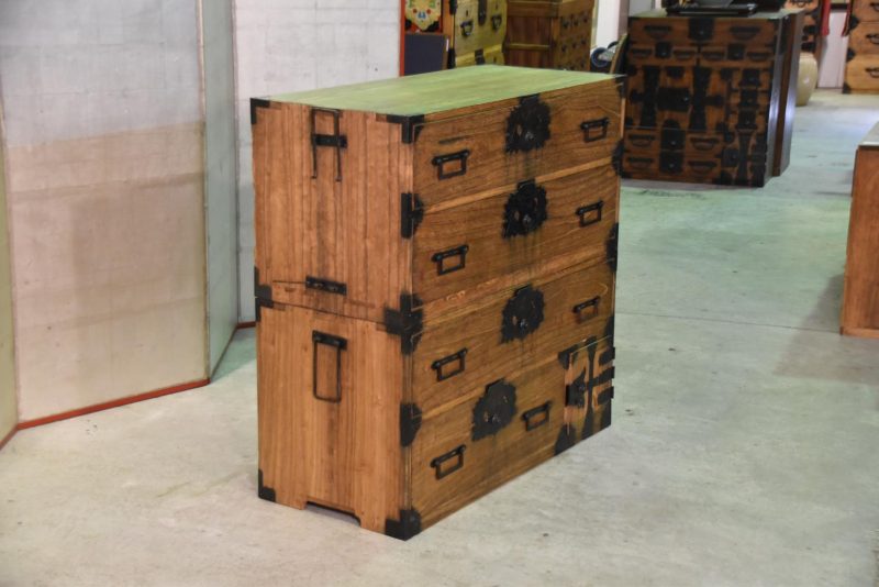 Antique Japanese Clothing Chest - Image 6