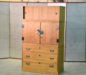 3 Section Solid Kiri Wedding Chest