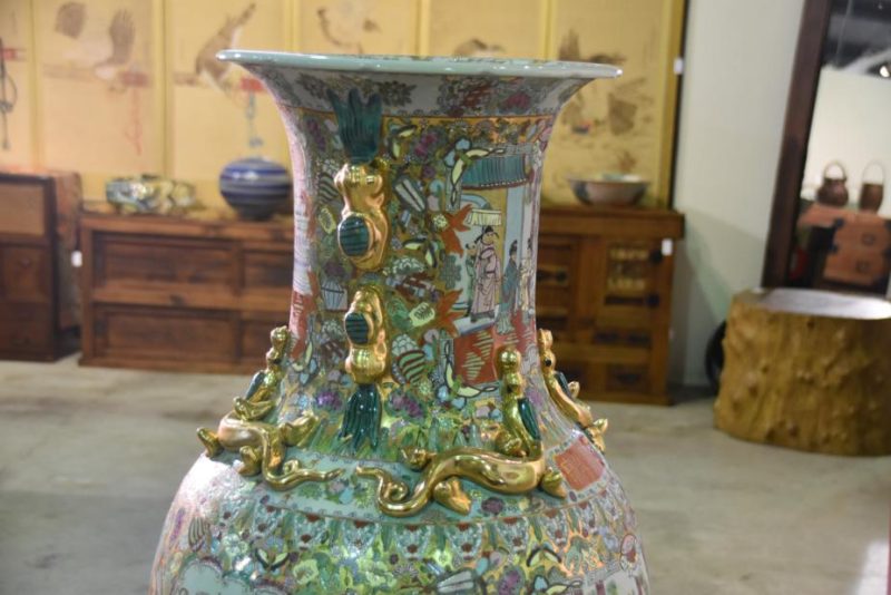 Vintage Chinese Floor Vase - Image 10
