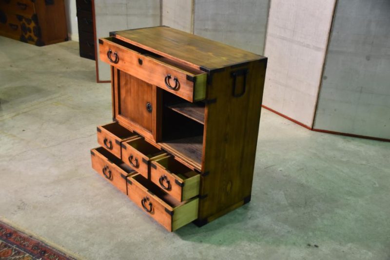 Osaka Choba Dansu (Merchants Chest) - Image 9