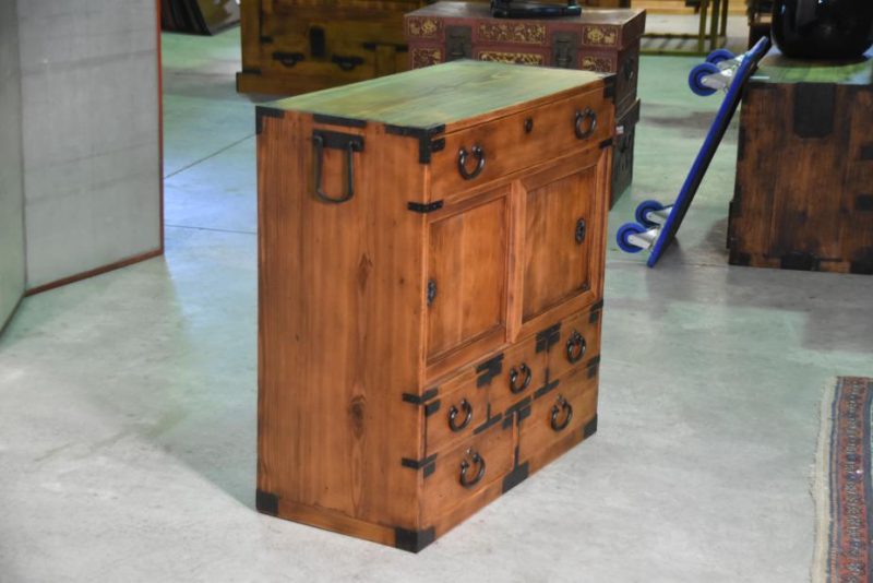Osaka Choba Dansu (Merchants Chest) - Image 3