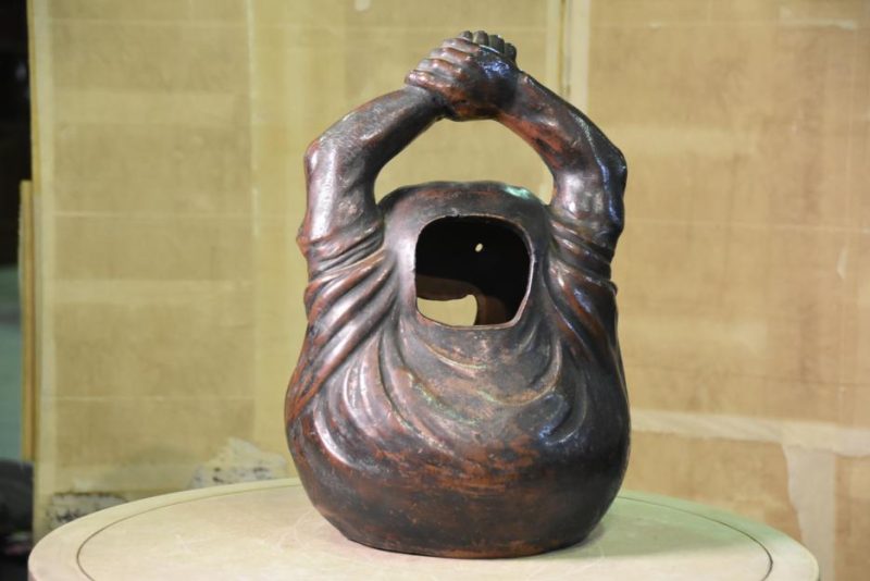 Bizen Pottery Daruma Hibachi - Image 10
