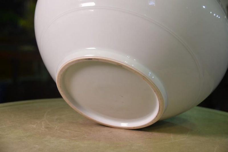 Japanese Hakuji (White Celadon) Vase - Image 3