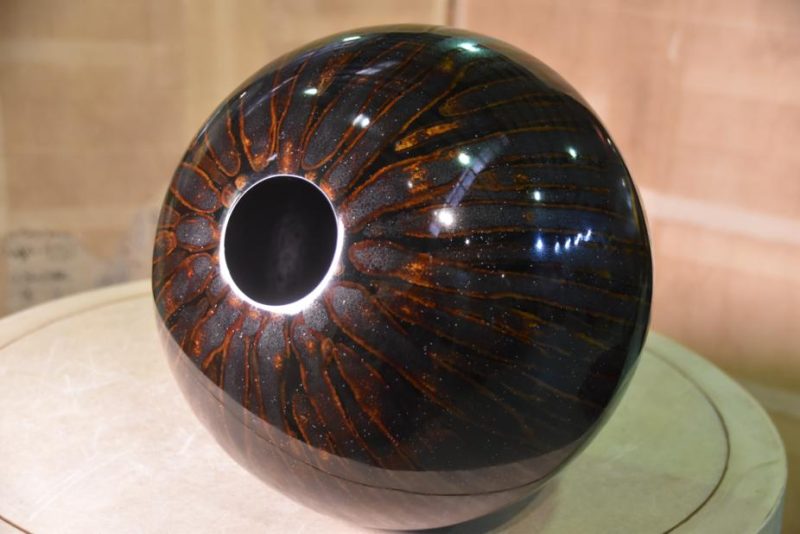 Japanese Lacquered Vase - Image 7
