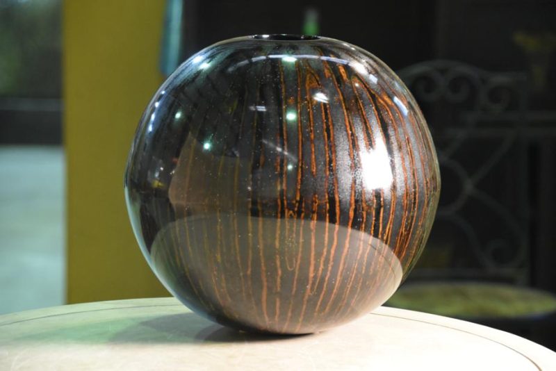 Japanese Lacquered Vase - Image 3
