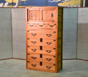 Japanese Antique Ueoki Clothing Chest