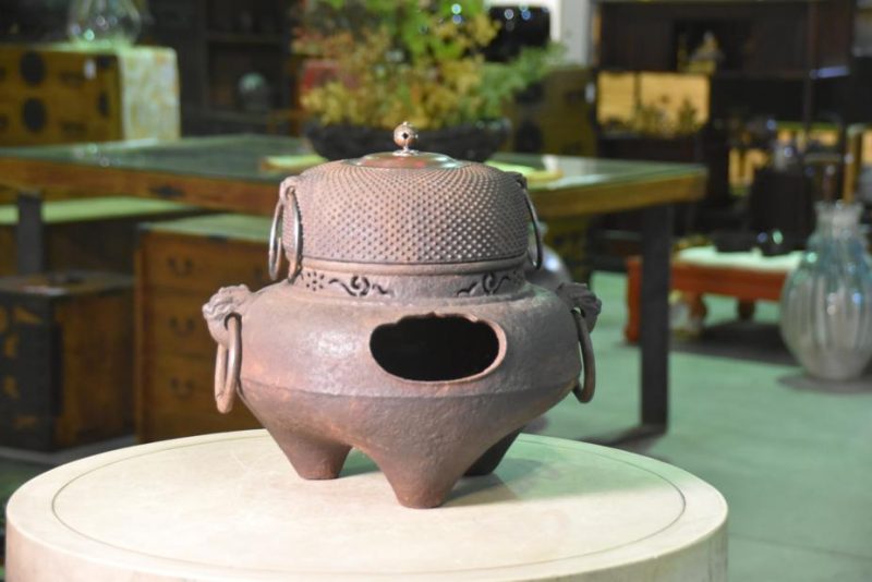 Japanese Cast Iron Chagama (Brazier and Kettle) - Image 14