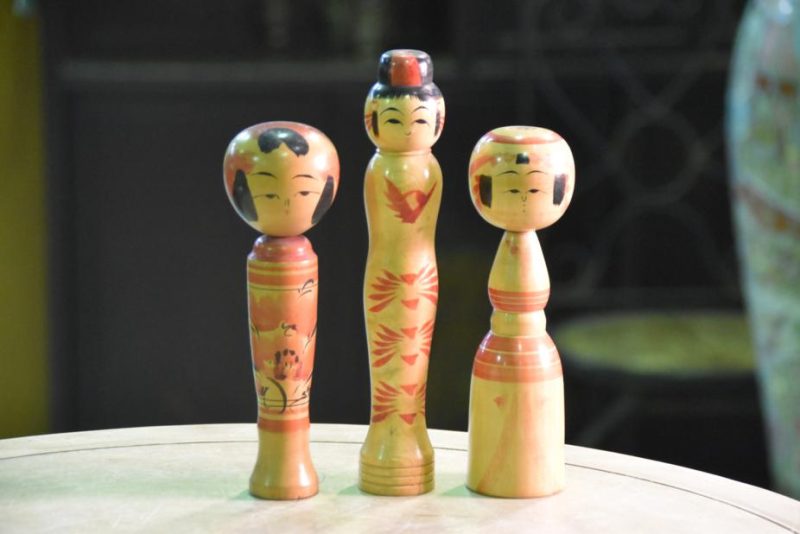Group of 3 Small Kokeshi Dolls - Image 3
