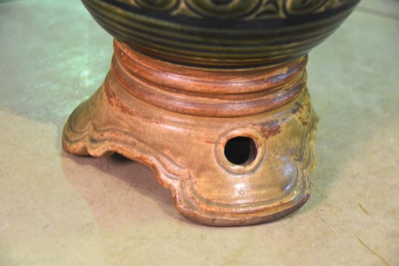Oribe Pottery Usubata Vase - Image 7
