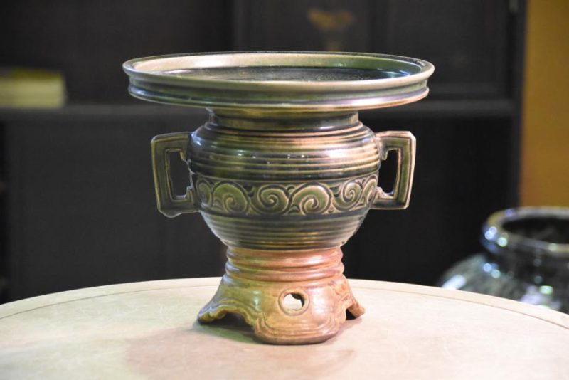 Oribe Pottery Usubata Vase - Image 3