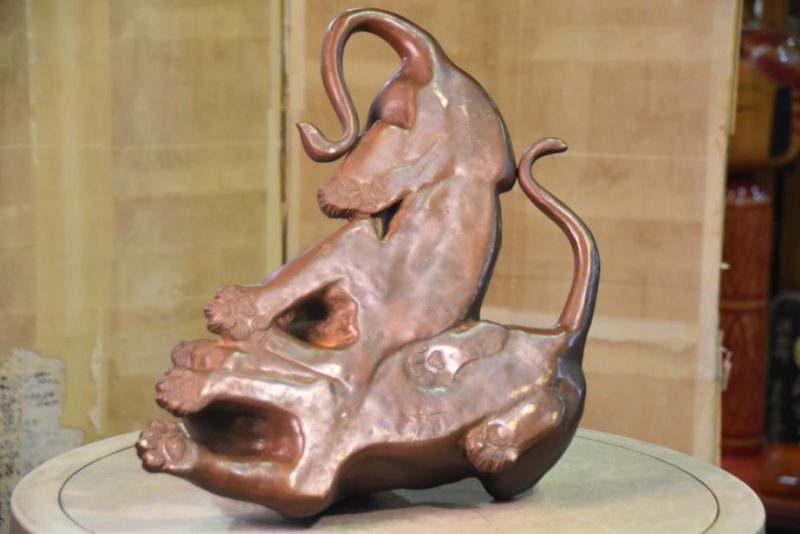 Japanese Bronze Lion Statue - Image 5