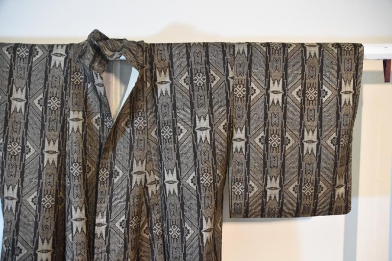 Oshima Kimono Free Postage in Australia - Image 5