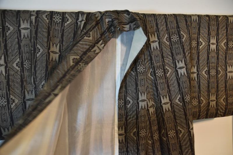 Oshima Kimono Free Postage in Australia - Image 3