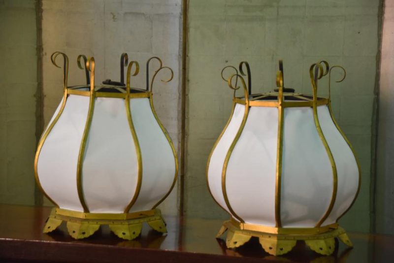 A Pair of Gilded Japanese Temple Hanging Lanterns - Image 15