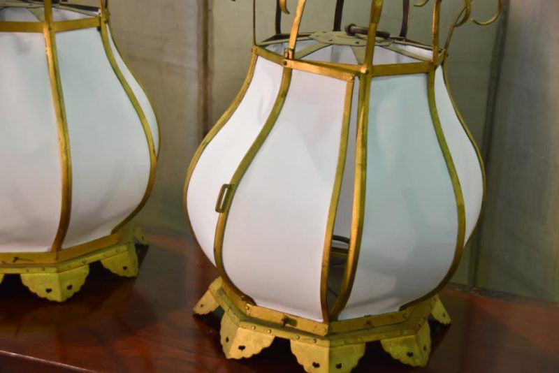 A Pair of Gilded Japanese Temple Hanging Lanterns - Image 7