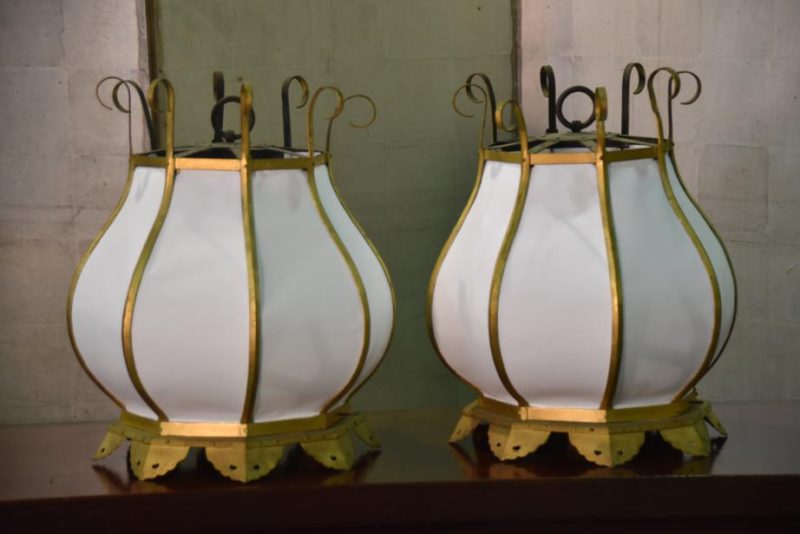 A Pair of Gilded Japanese Temple Hanging Lanterns - Image 2