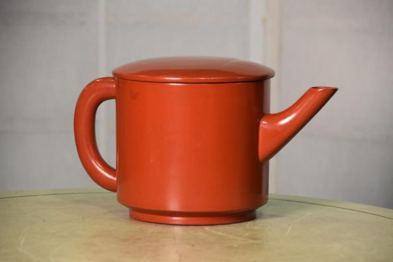 Lacquered Water Dispenser