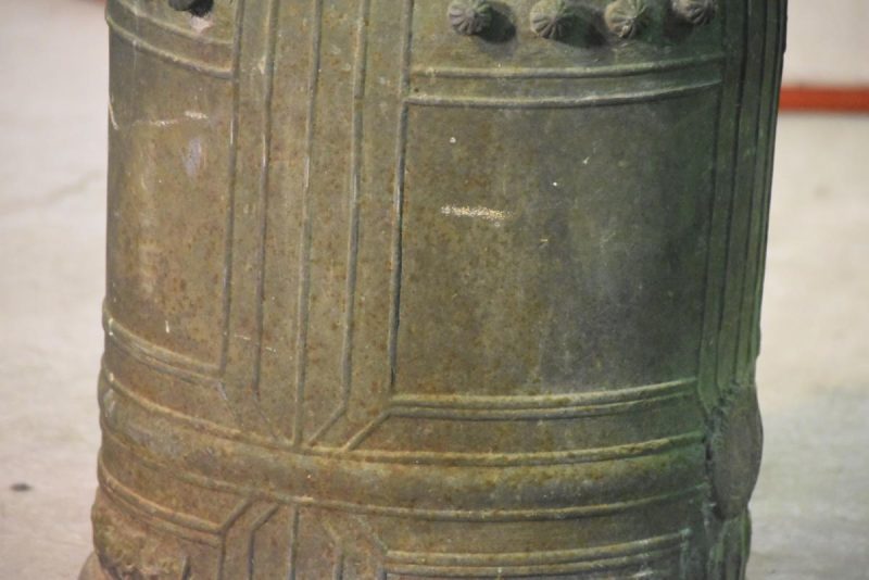 Japanese Cast Bronze Temple Bell - Image 15