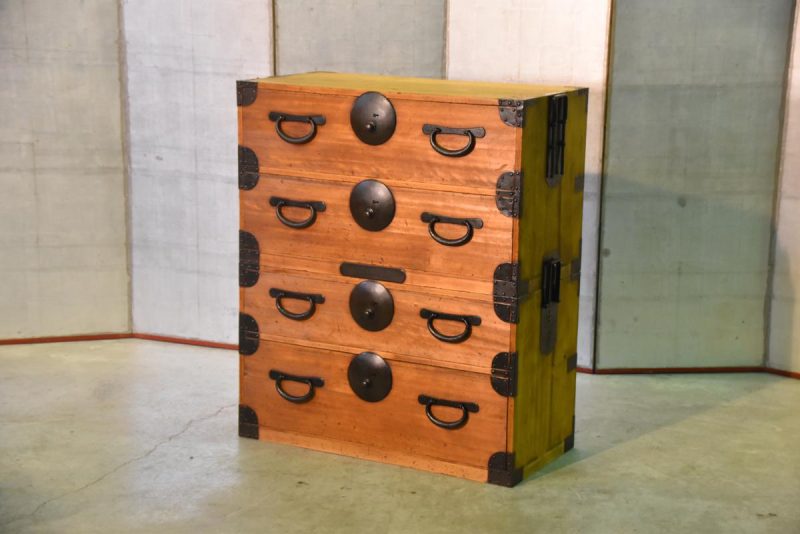 Antique Japanese 4 drawer clothing chest (2 sections) - Image 2