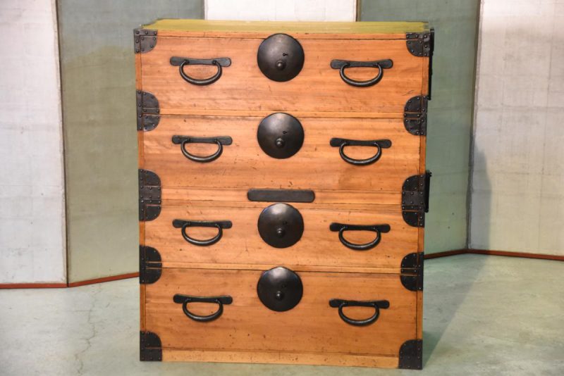 Antique Japanese 4 drawer clothing chest (2 sections) - Image 5