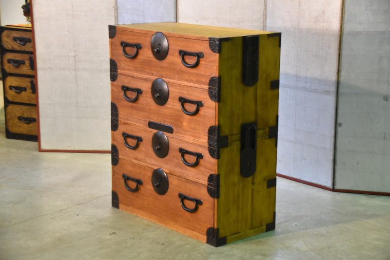 Antique Japanese 4 drawer clothing chest (2 sections) - Image 16