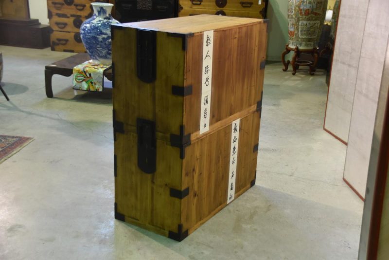 Antique Japanese 4 drawer clothing chest (2 sections) - Image 9